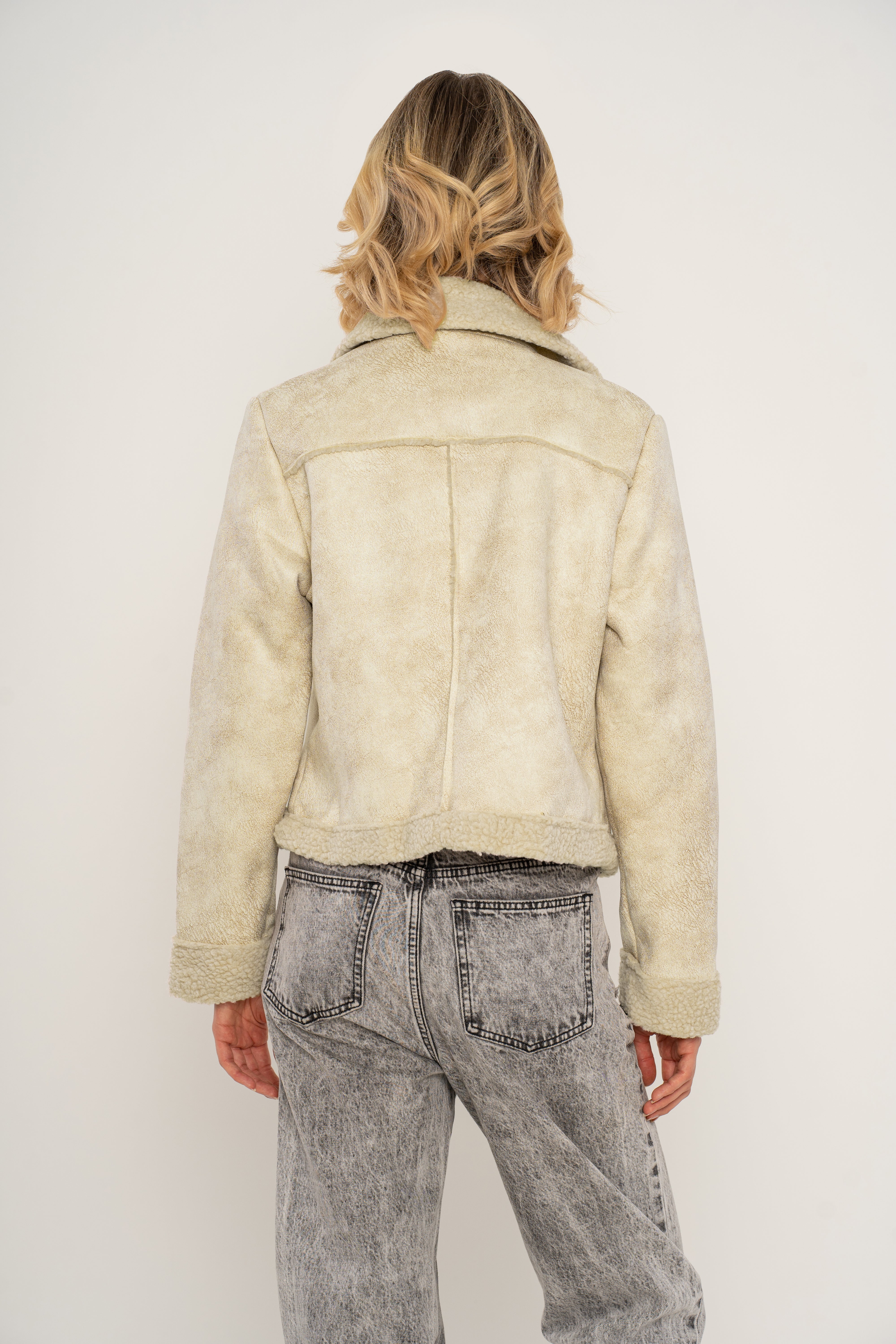 Chaqueta Mujer Standard Cuerina y Borrego